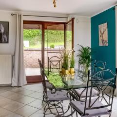 Family Escape with Pool