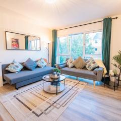 Modern & Central 2 Bedroom Apartment Free Parking