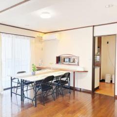 花乃郷 川口3F 駅徒歩5分 上野 秋葉原 東京直通 池袋 新宿20分圏内 WiFi付き 最大7名 温泉施設近く