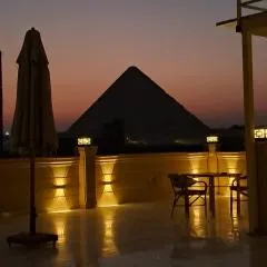 Grand Pyramid View Hotel