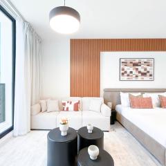 Stylish RAK Studio l Balcony, Pool & Fitness