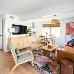 Lovely 2br apt, 5 mins drive to the beach - j8