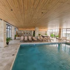 Alezzi Odyssey Pool & Spa Resort