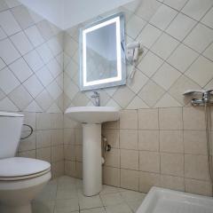 Nevi's Central Apartments