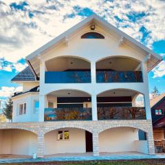 Filuma Suite with private terrace and balcony PANORAMIC GACKA VIEW