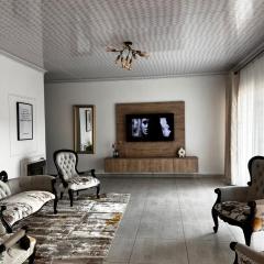Luxury Airport Flatlet