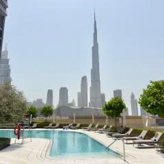 Lux 1 BR Vida Dubai Mall Connected