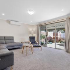 Bright Family Stay with Outdoor Space