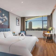 Magnotel Hotel Dongxing Guomen Port