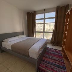 Beautiful Home AC WiFi -Couples Allowed-