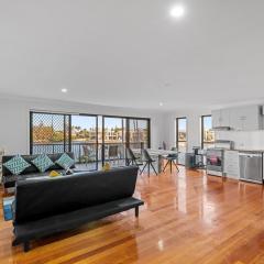 Refined Surfers Paradise Home