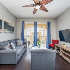 Beautiful Deluxe Condo, Vista Cay - 3024