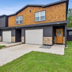 Isabella Ct Townhome