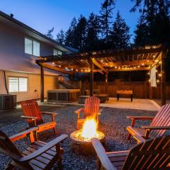 Family Friendly home with Hot Tub, Fire Pit & More!