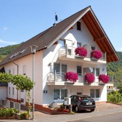 Ferienweingut Klaus Thiesen Gästezimmer und Apartments