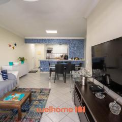 Apartamento na Riviera com piscina a 200m da praia
