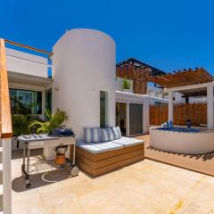 2 story PH 3B heated jacuzzi close beach