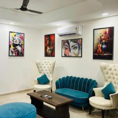 Urban Home by LuxAuraStays Jewel of India Area, Close to Airport