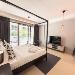 Modern Studio Apartment with Balcony