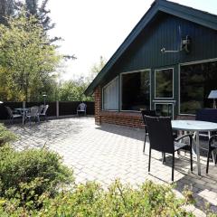 4 person holiday home in Ulfborg-By Traum