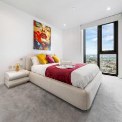 Panoramic Sky View 2-Bedroom Luxury Flat