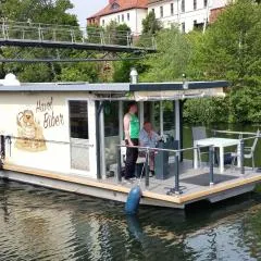 Traumhaus-auf-dem-Wasser-Modernisiertes-Hausboot-13-x-4-m