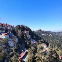 Lords Grey near Mall Road