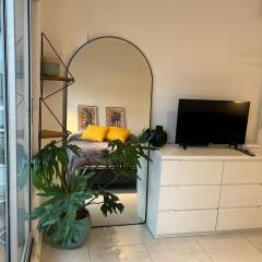 Monoambiente en Palermo cerca Rural, edificio moderno para 2 o 3 huespedes