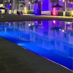 Appartement vu sur piscine à 5 minutes de la plage