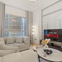 Stylish 1 BR C - Great Pool View