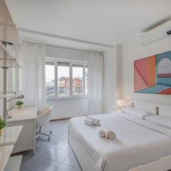 Pecchio1 - Windows on the City - B Home