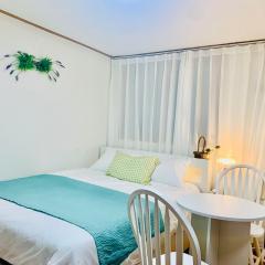 Sunny Sweet Home, Hongdae 마포 seoul