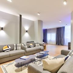 UrbanFlat 124 - Spacious Home in the Heart of Paris