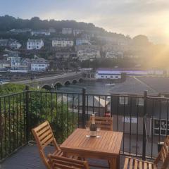 Looe Cottage - Seaside views log fire sleeps 4