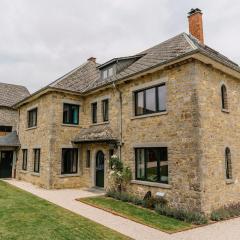 La Ferme d'Auwez - Les Hirondelles - Gîte 15 pers avec piscines et sauna