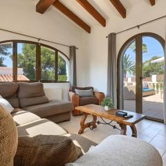 Casa Virginia by Aguilarent