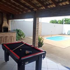 Resort Privado, Piscina, Fliperama, Cinema e Mesa de Bilhar