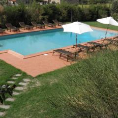Farmhouse Agriturismo Borgo in Santa Lucia