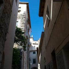 San Martino 100 Old Town Apartment - Itri