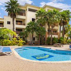 Bon Bida Papagayo with a breezy outdoor terrace perfectly set on the trade winds