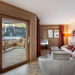 Appartement T4 à Courchevel Moriond, à 100m des pistes, avec parking, WiFi et services inclus - FR-1-563-48