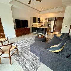 Modern 1 BR - Esquina Versalles