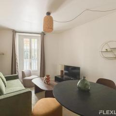 Charming 27m one-bedroom apartment in Paris 20 with shared terrace