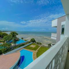 Blue Horizon Beachfront Apartments