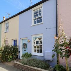 Victoria Cottage 4 East Green