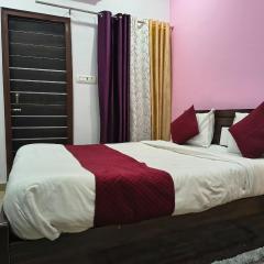 Hotel Trimurti Inn