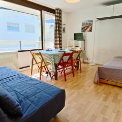 Studio 3 places à côté des pistes, commerces et ESF, balcon, animaux acceptés - FR-1-340-31