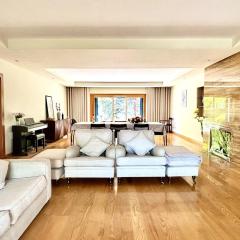 5 Rooms Party Villa, 10 mins to Beach