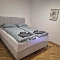 Apartment 110m2 Aircondition 2 Bedroom