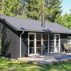 5 person holiday home in Væggerløse